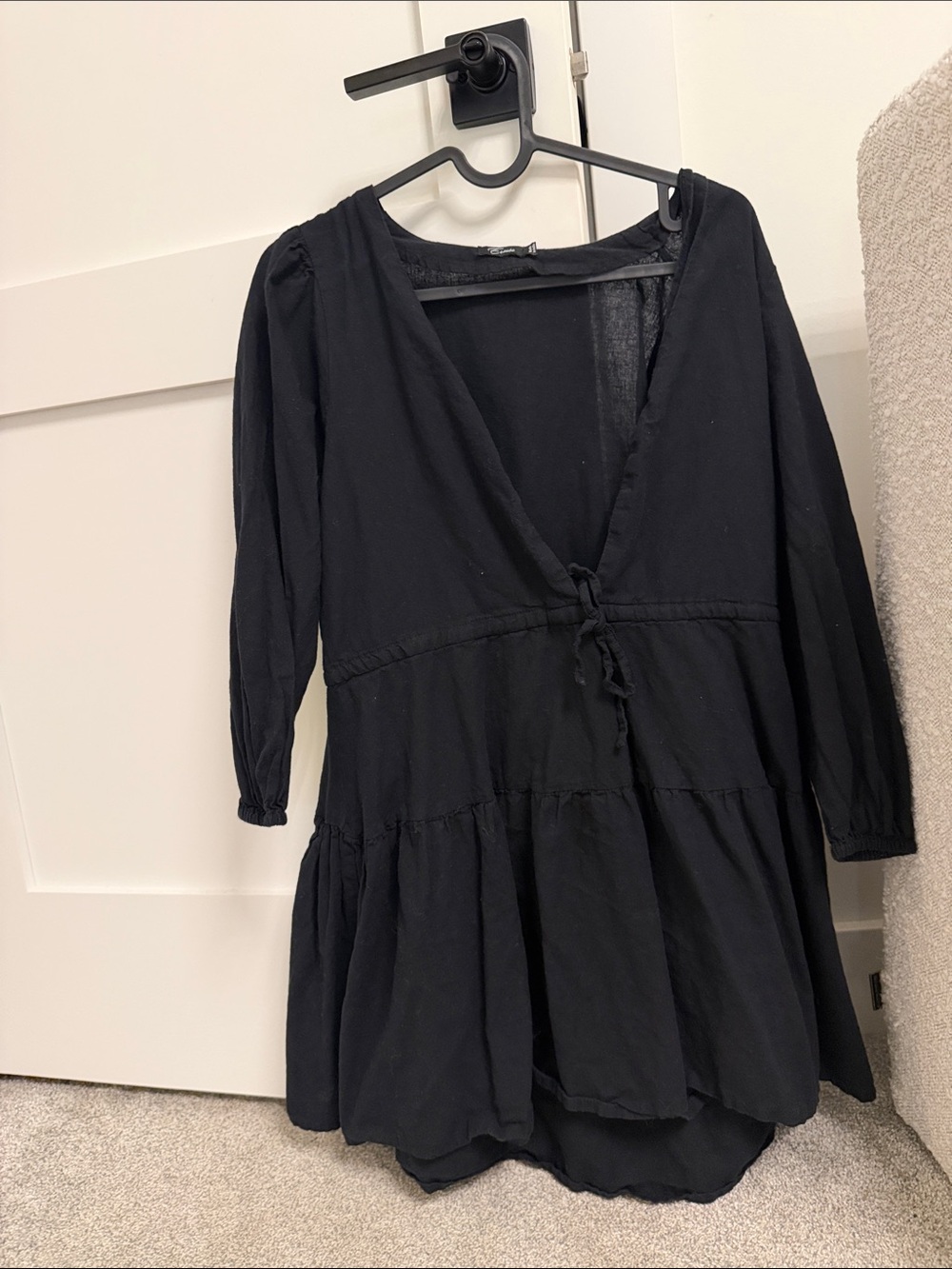 Black Tiered V‑Neck Women's Dress